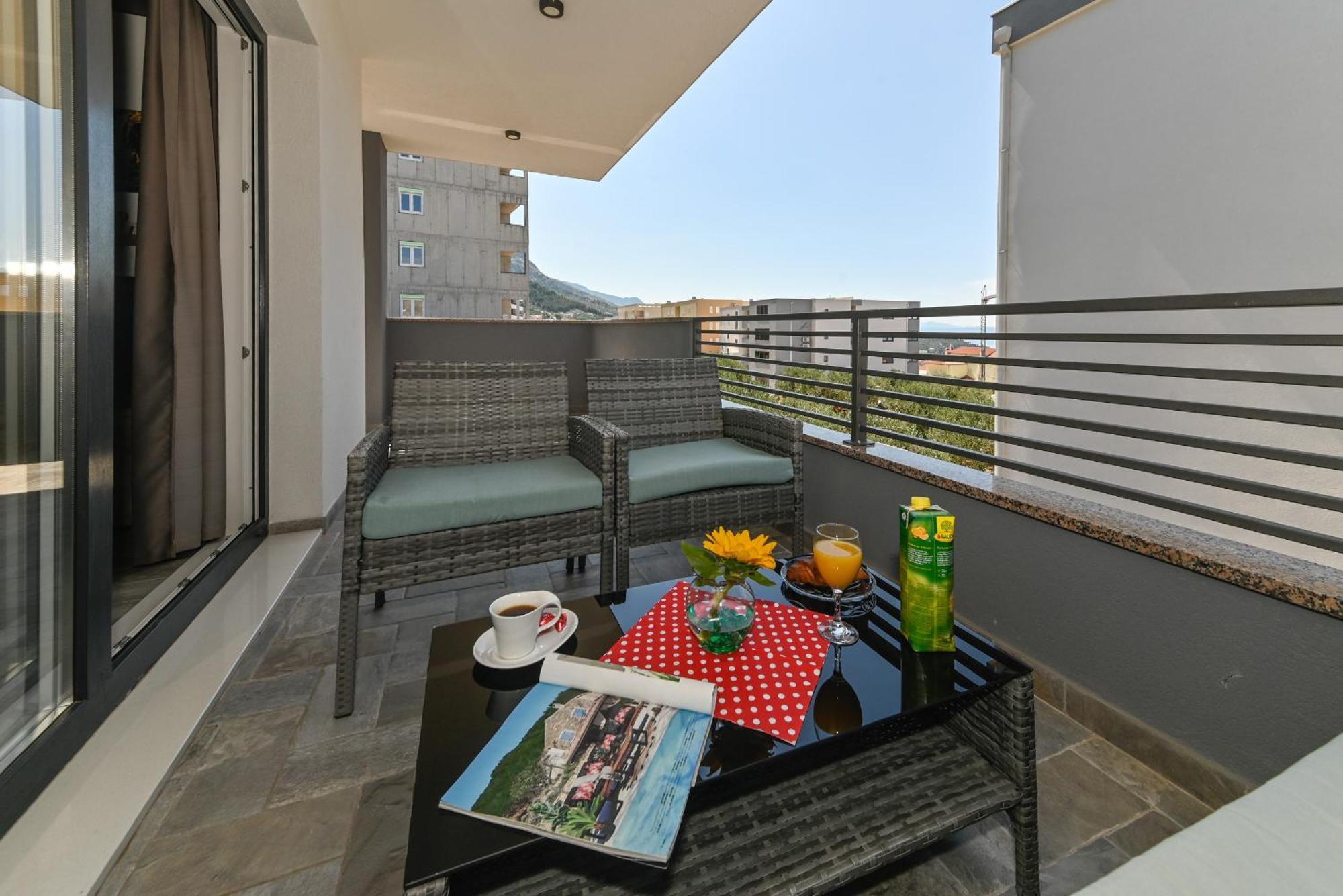Holiday Home Ivan Makarska Exterior foto